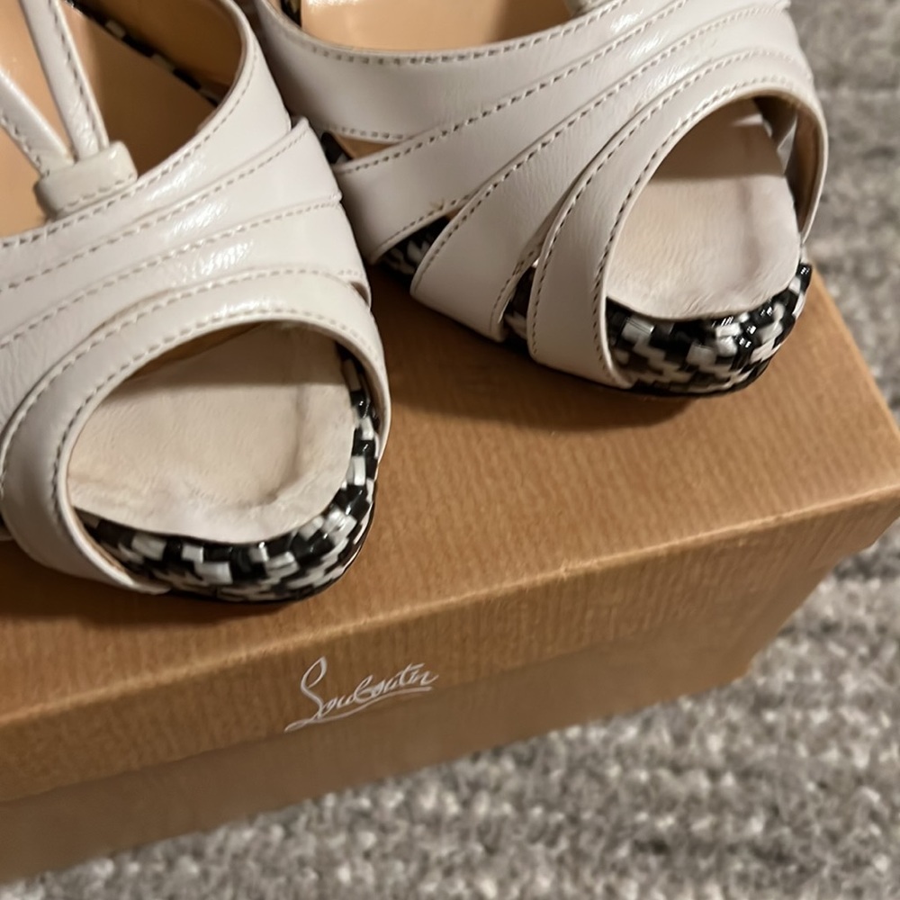 Authentic Christian Louboutin Activa white leather chevreau open toe hee… - Picture 12 of 12